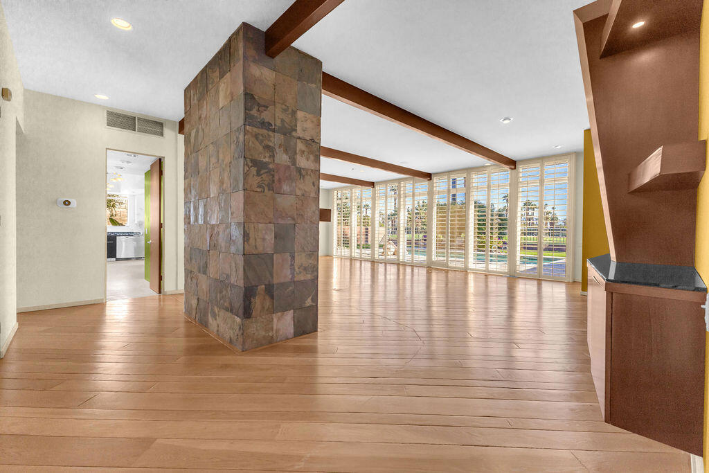 Tamarisk C.C. - Residential