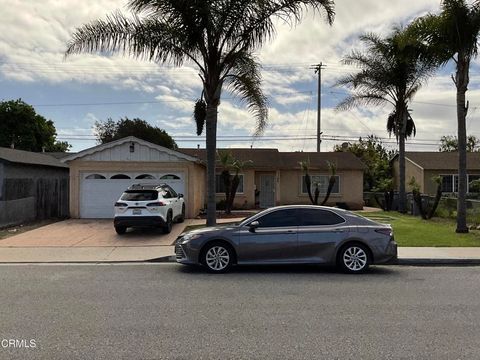 Photo of 1140 Teakwood Street, Oxnard, CA 93033 (MLS # V1-34699)