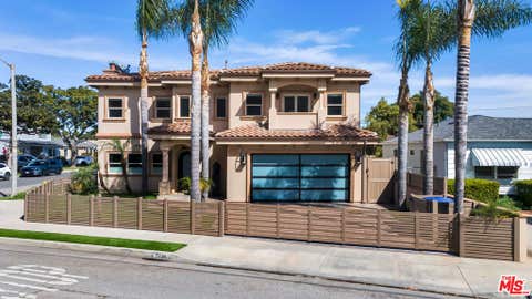 Photo of 5136 Berryman Avenue, Culver City, CA 90230 (MLS # 26847747)