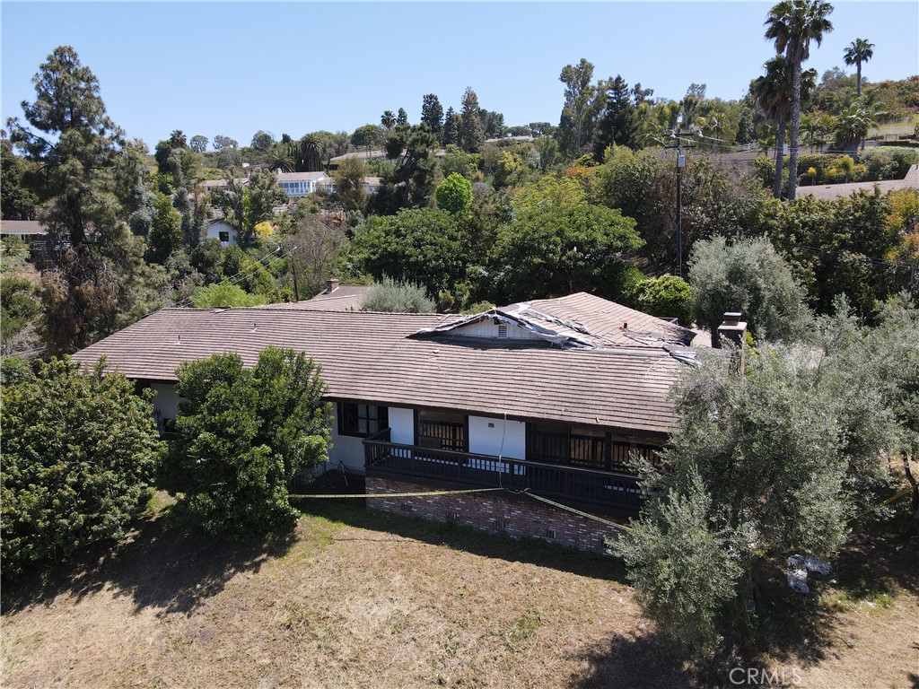 2950 Palos Verdes Drive N