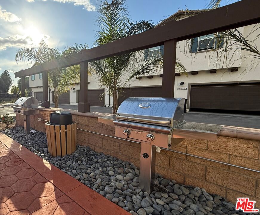 The Grove at Merced - Residential