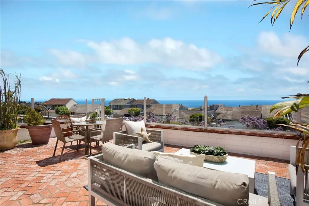 Dana Point, California 92629, United States, 3 Bedrooms Bedrooms, ,3 BathroomsBathrooms,Residential,Active,96501