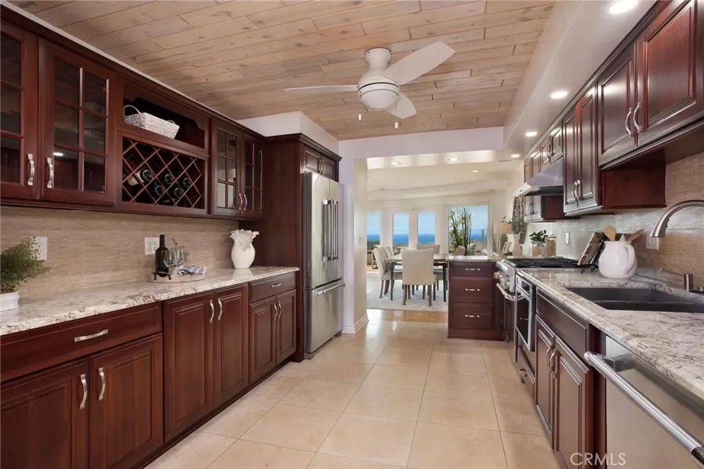 Dana Point, California 92629, United States, 3 Bedrooms Bedrooms, ,3 BathroomsBathrooms,Residential,Active,96501