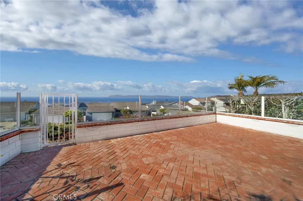 Dana Point, California 92629, United States, 3 Bedrooms Bedrooms, ,3 BathroomsBathrooms,Residential,Active,96501