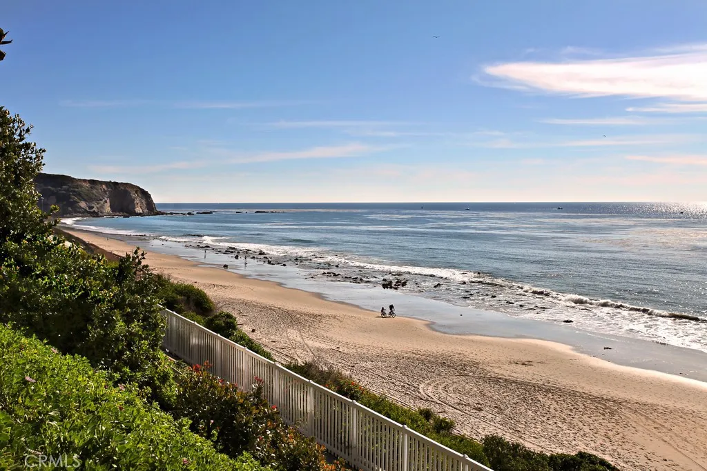Dana Point, California 92629, United States, 3 Bedrooms Bedrooms, ,3 BathroomsBathrooms,Residential,Active,96501