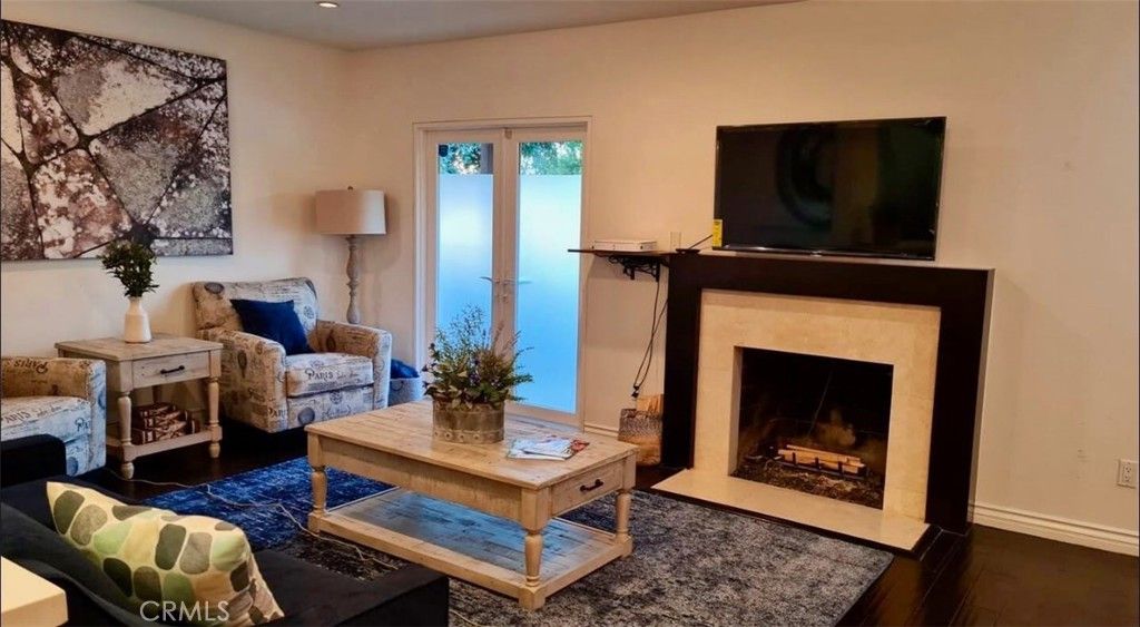 Photo of 5543 Sylvia Ave, Tarzana, CA 91356 (MLS # OC26057522)