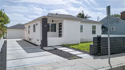 MLS: SR26073399