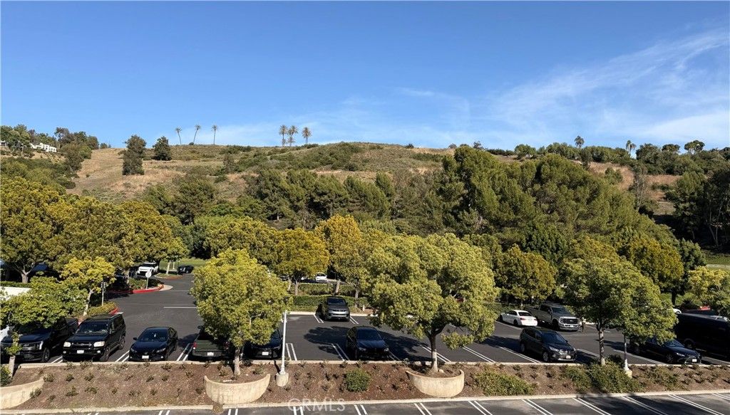 Photo of 30 Plaza Caloroso, San Juan Capistrano, CA 92675 (MLS # OC26091284)
