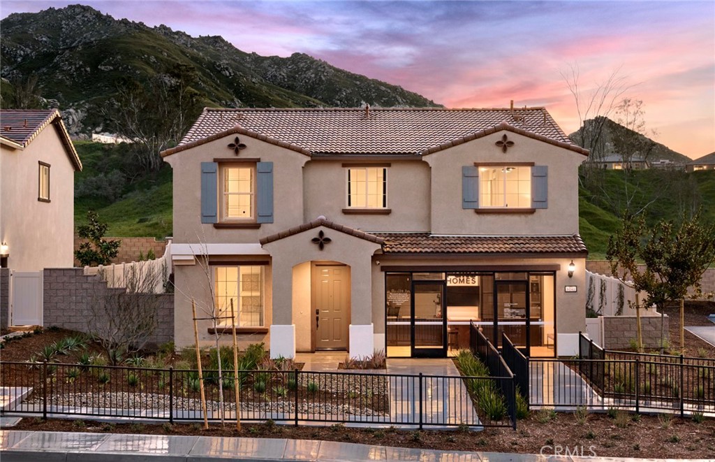 Enjoy rolling mountain views from this smart home featuring 9ft ceilings, LVP flooring, and quartz countertops. With a spacious pool-sized yard and thoughtful design throughout, this home offers comfort, style, and room to grow.
-Rolling mountain views
-Pool sized yard
-9ft ceilings
-LVP Flooring
-Quartz counter
-Smart Home