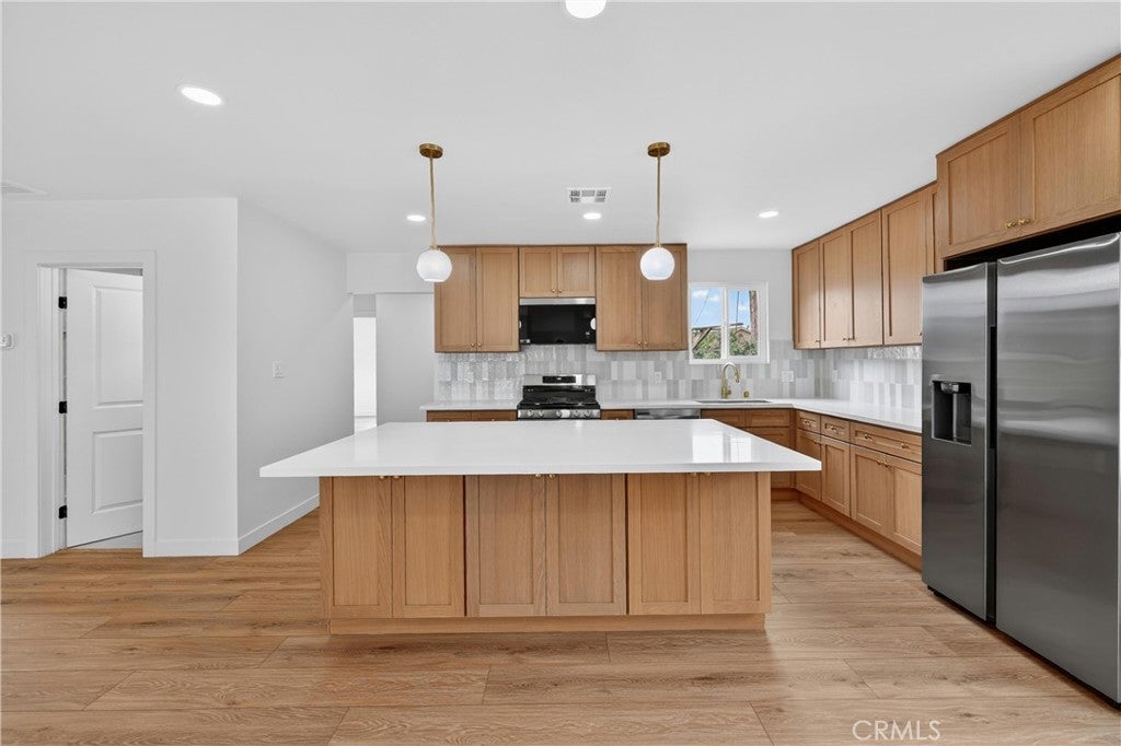2708 Yearling Street, Lakewood CA 90712