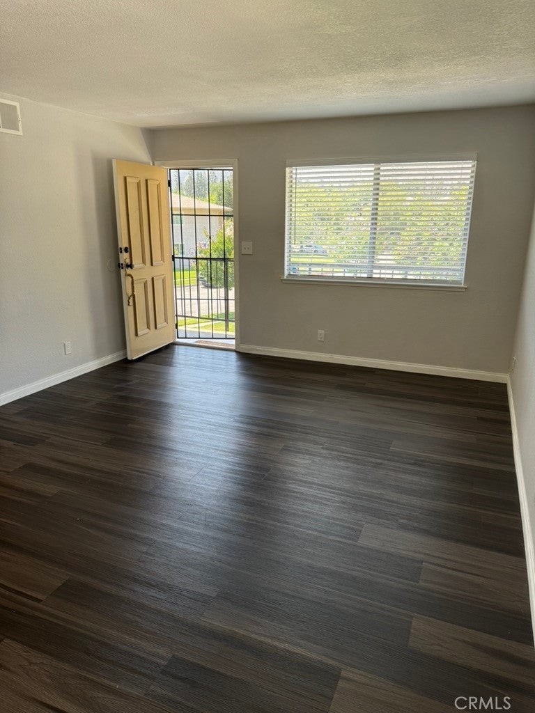 995 W Calle De Cielo
