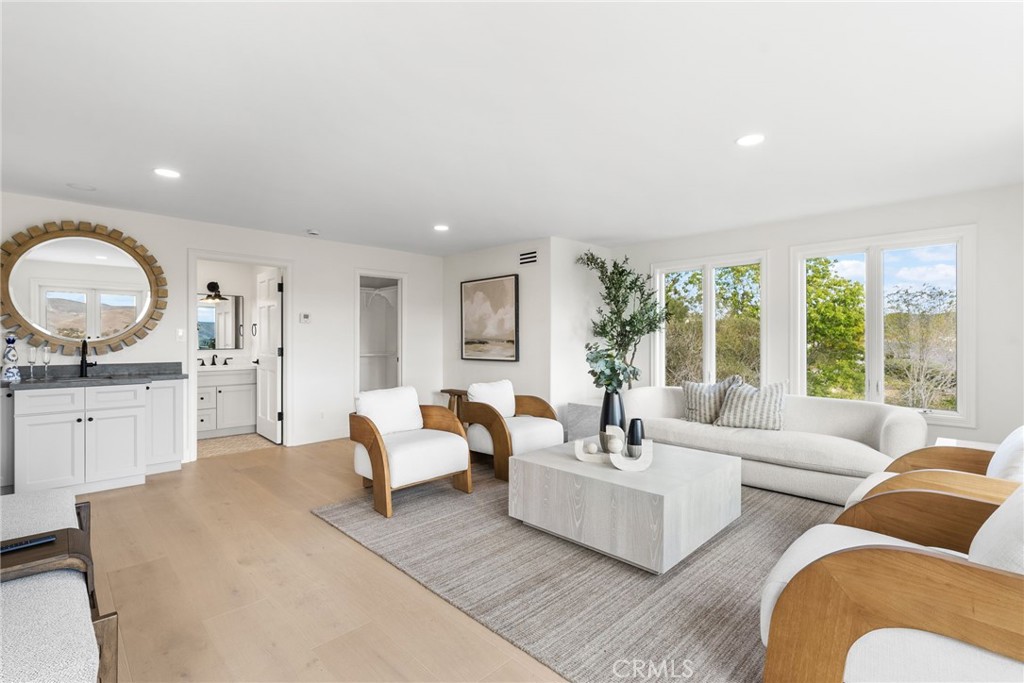 Hunt Club (HC) - Residential