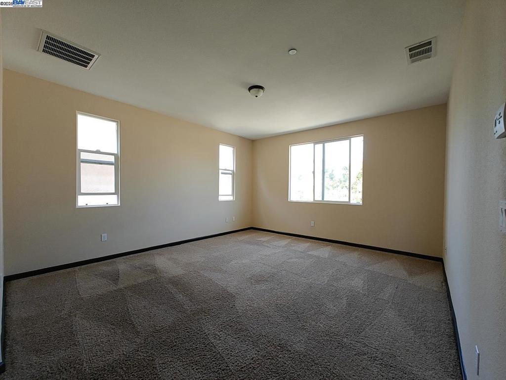 VALLEJO HIGHLAND - Residential