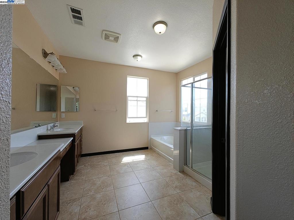 VALLEJO HIGHLAND - Residential