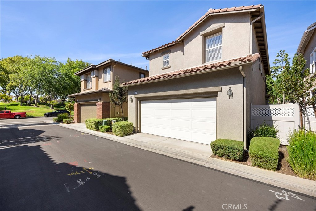 Stoneybrook (STNY) - Residential Lease