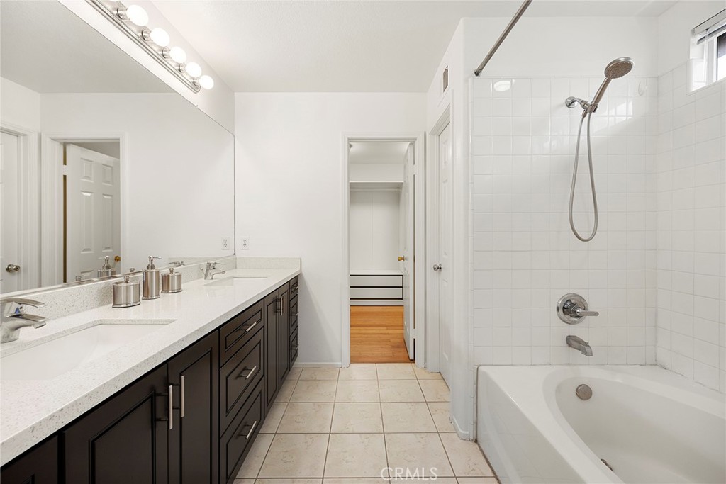 Stoneybrook (STNY) - Residential Lease