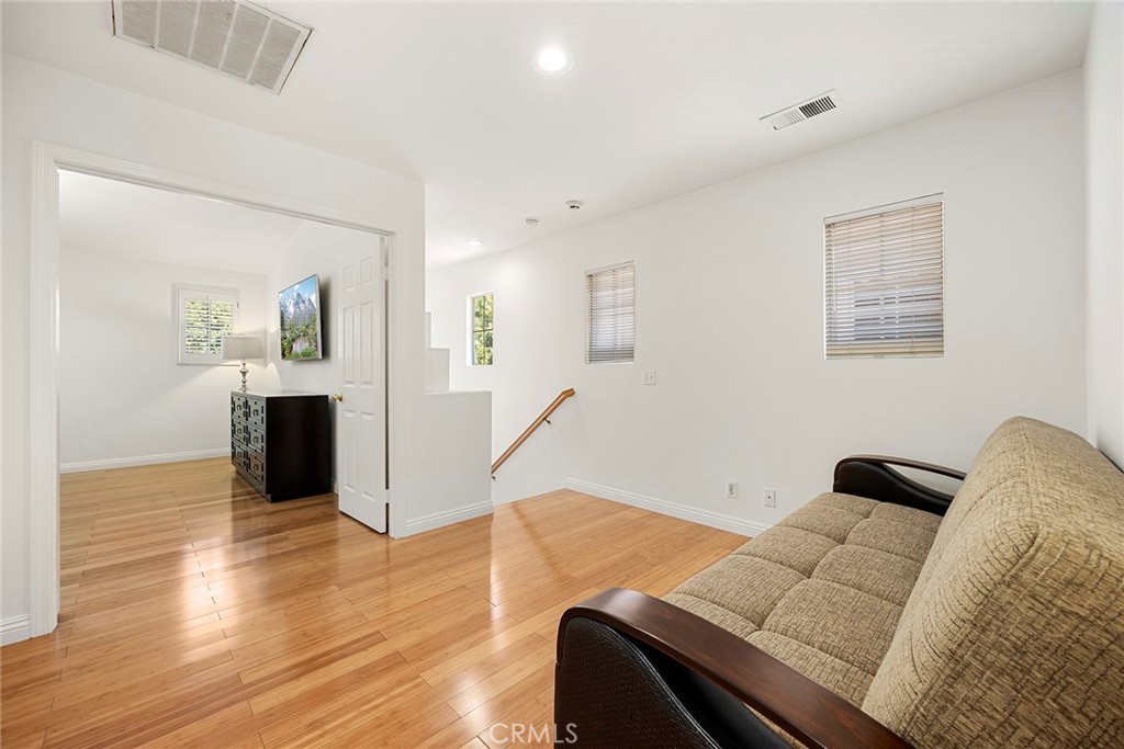 Stoneybrook (STNY) - Residential Lease