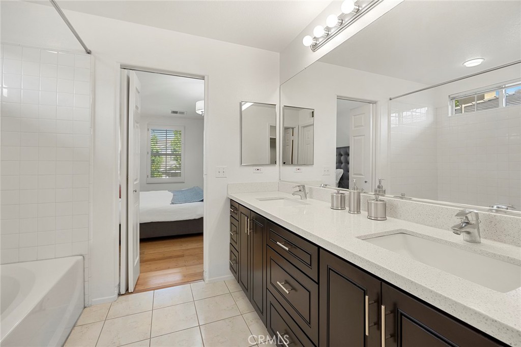 Stoneybrook (STNY) - Residential Lease