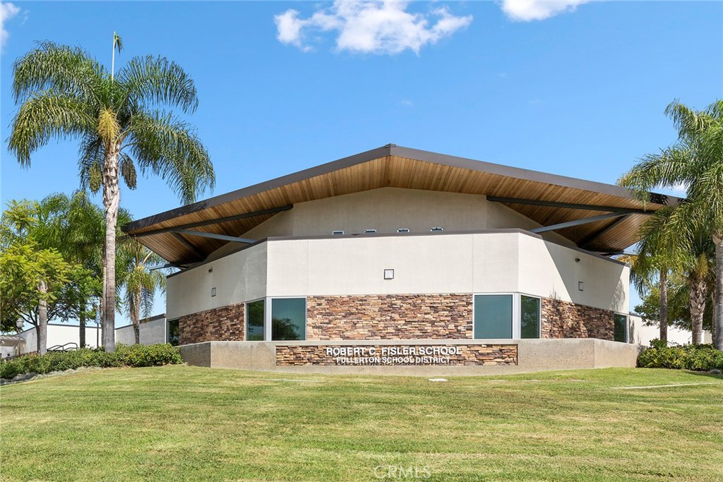 Stoneybrook (STNY) - Residential Lease