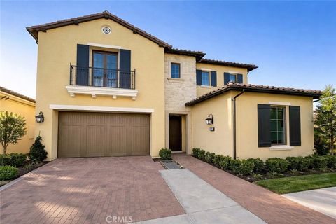 111 Donati Irvine CA 92602