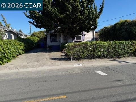Photo of 2636 17th STREET St, San Pablo, CA 94806 (MLS # 41129587)