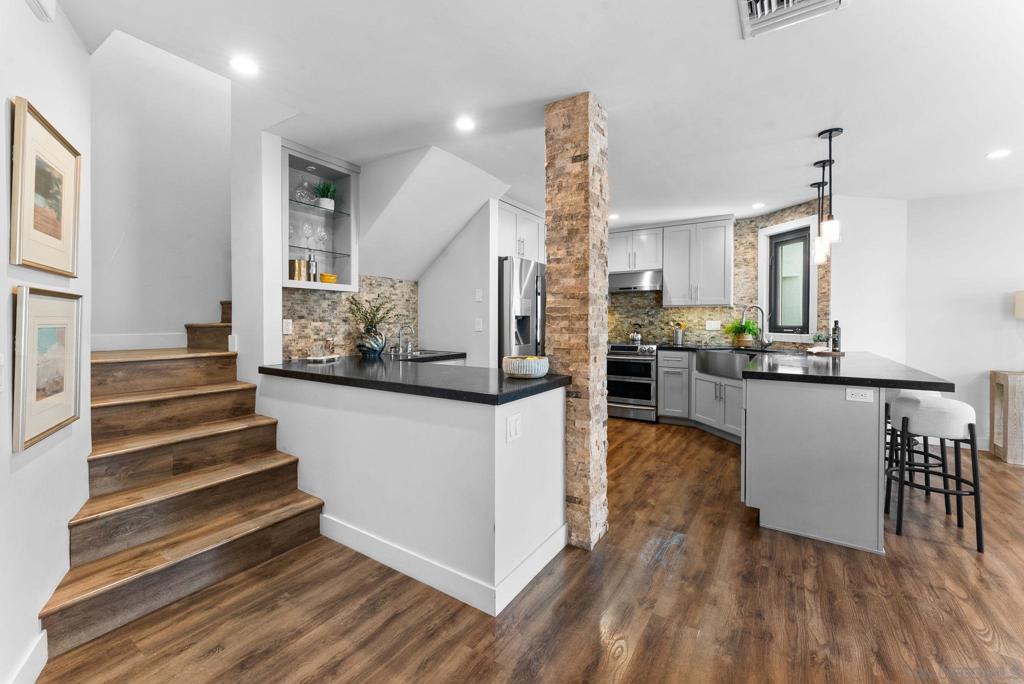 Ocean Beach - Residential