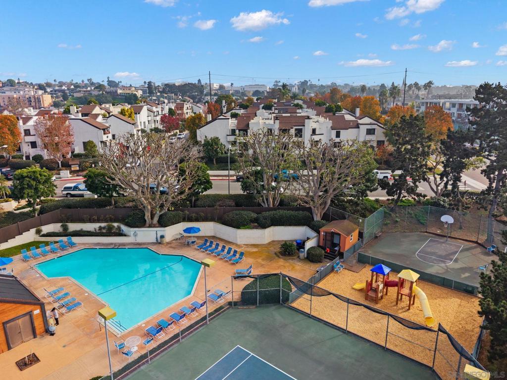 Ocean Beach - Residential