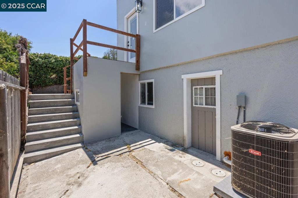 EL SOBRANTE - Residential