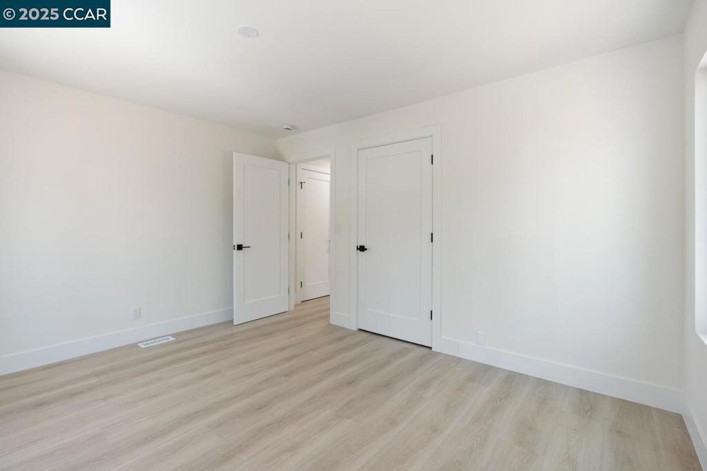 EL SOBRANTE - Residential