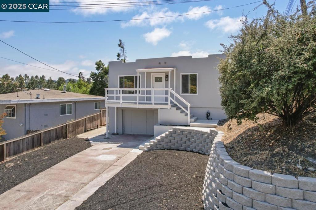 EL SOBRANTE - Residential