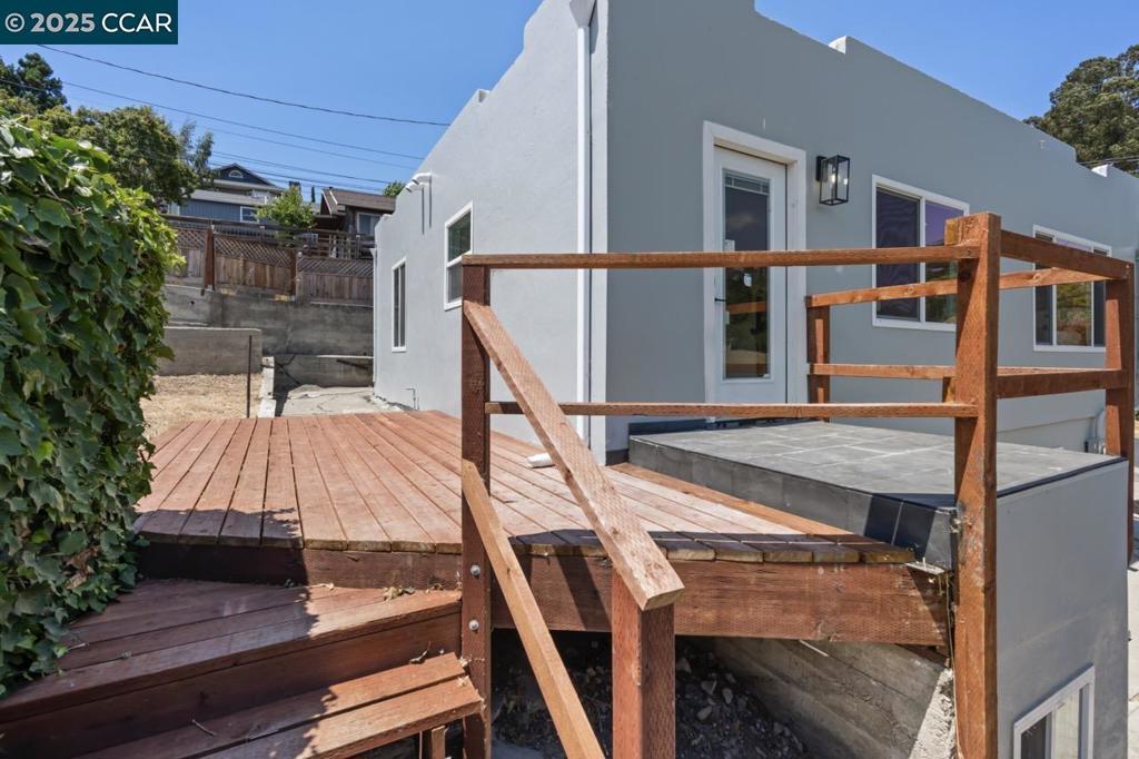 EL SOBRANTE - Residential
