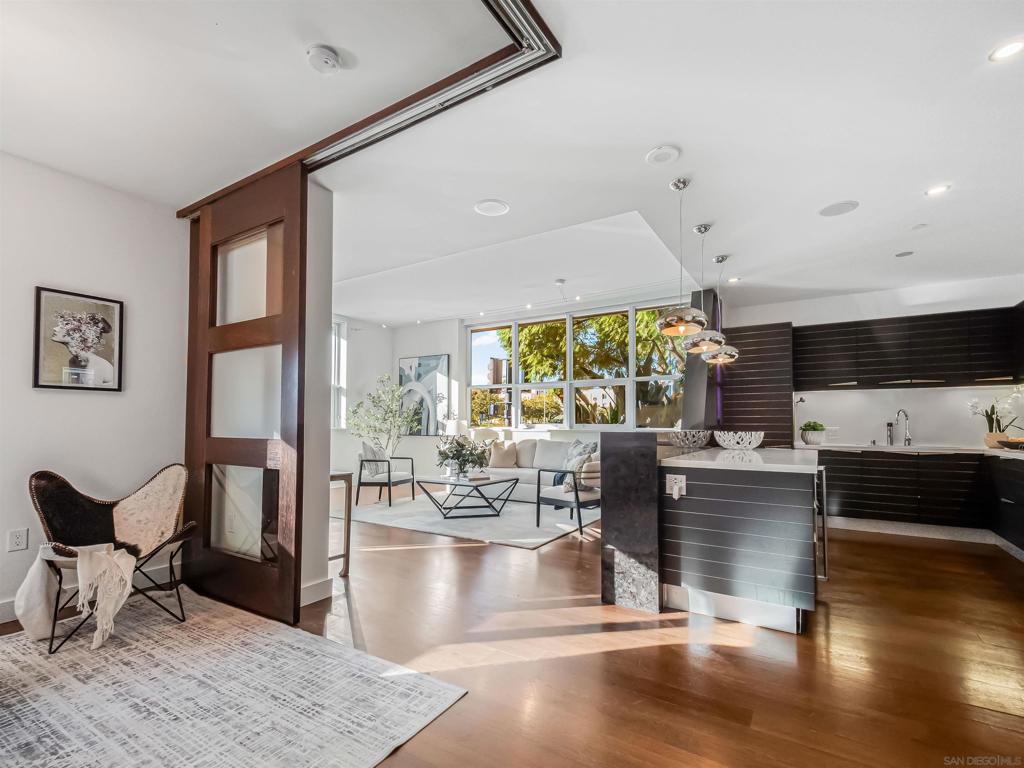 1325 Pacific Hwy 107