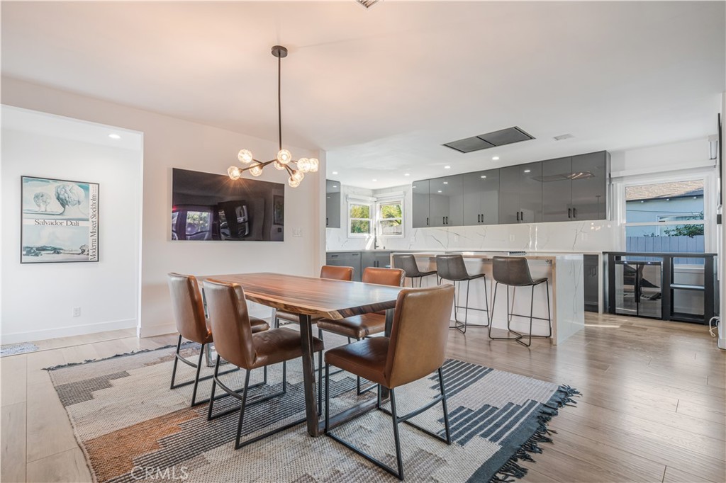 4044 Coolidge Avenue