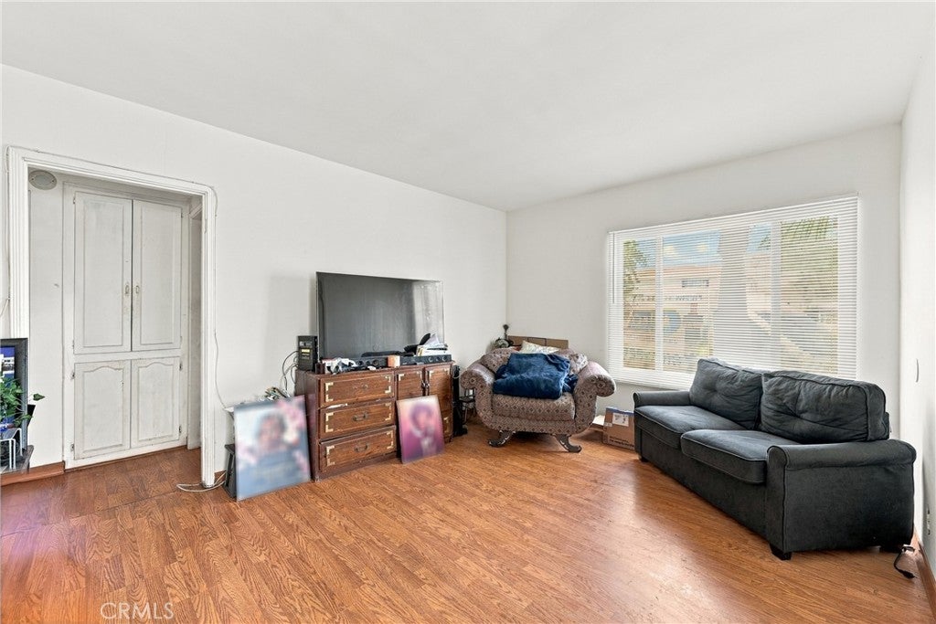 3238 Marine Ave