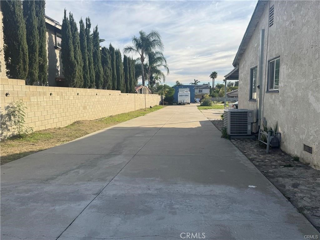 16539 Miller