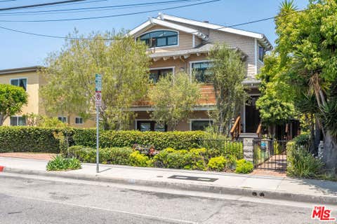 Photo of 2411 4th Street #2, Santa Monica, CA 90405 (MLS # 26675531)