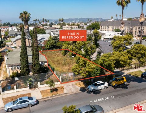 Photo of 1165 N Berendo Street, Los Angeles, CA 90029 (MLS # 26736405)