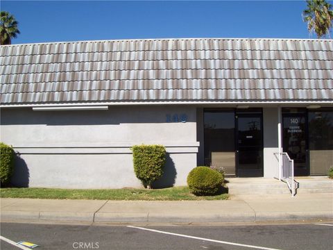 Photo of 146 W Rialto Avenue, Rialto, CA 92372 (MLS # IV26005310)