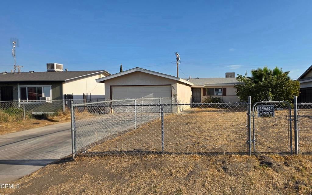 423 Helen Way