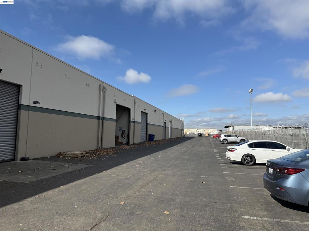 2982 2982 Teagarden St