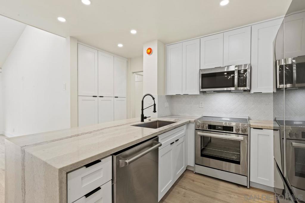 Pacific Beach - Residential Lease