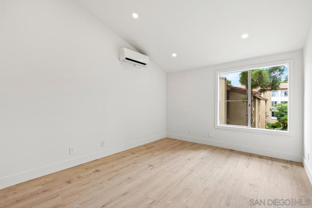 Pacific Beach - Residential Lease