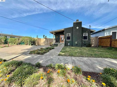 Photo of 980 Victoria Ave Ave, San Leandro, CA 94577 (MLS # 41128601)