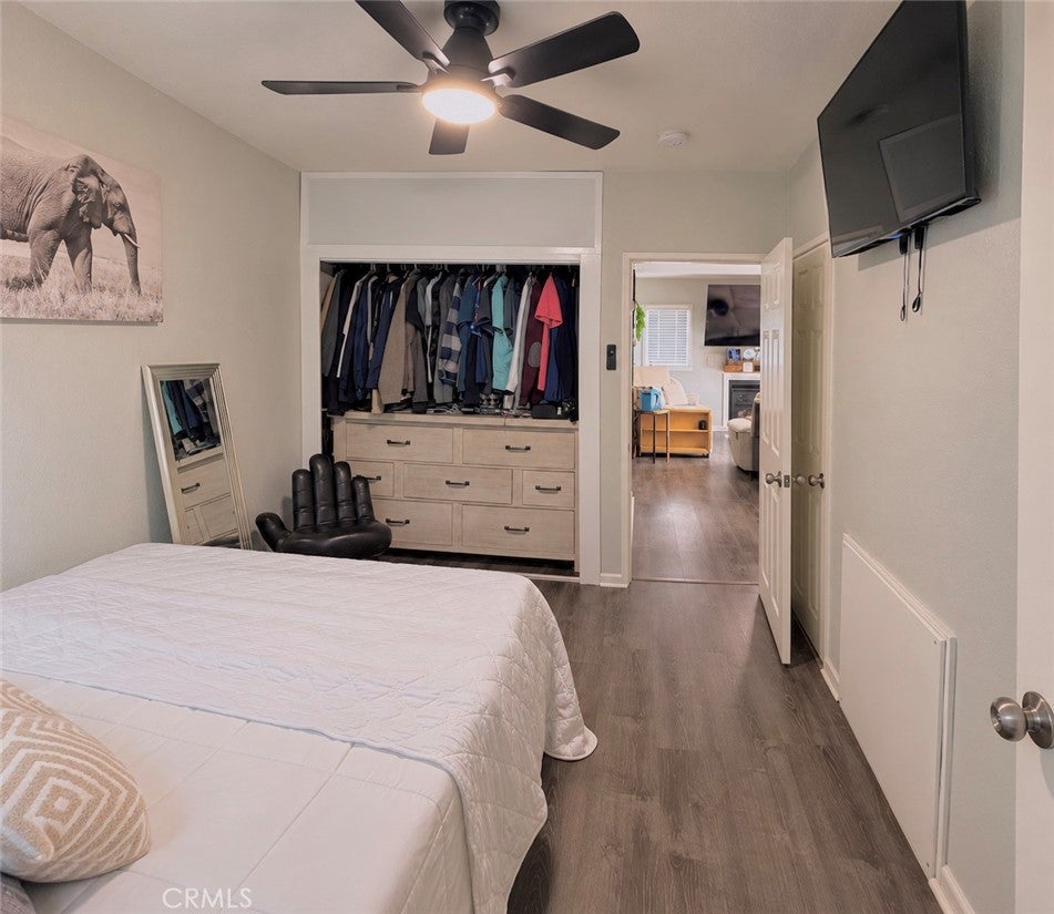 3898 N Mountain View