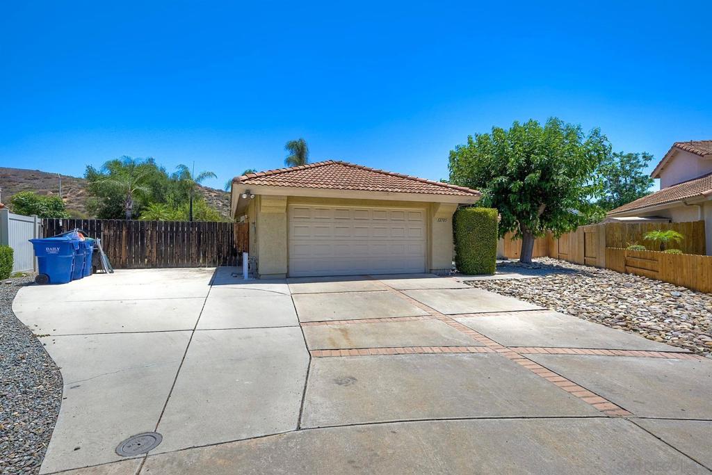 12705 Los Coches Ct