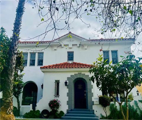 1226 Meadowbrook Los Angeles CA 90019