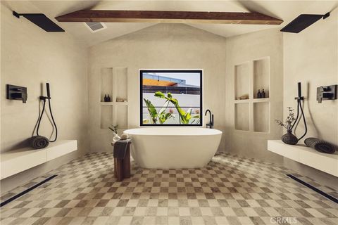 Photo of 4195 Alonzo Avenue, Encino, CA 91316 (MLS # SR25238034)