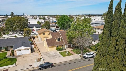 2122 N Shaffer Street A & B Orange CA 92805