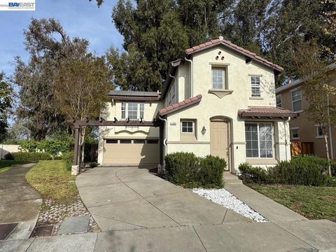 Photo of 1265 Alder Creek Cir Cir, San Leandro, CA 94577 (MLS # 41129061)