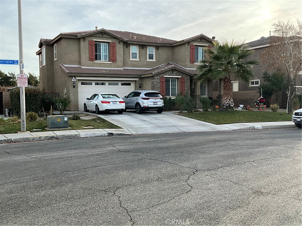 Close to shopping, dining, supermarkets, the freeway, and some of the best schools in Palmdale—this home truly has it all! Step inside and be welcomed by a spacious formal living and dining room that flows seamlessly into the open-concept family room and kitchen. The kitchen is a chef's delight, offering abundant cabinet space, a walk-in pantry, and a stunning stone island perfect for gathering.
With 6 bedrooms and 4 bathrooms, there's plenty of room for a large or growing family. The downstairs bedroom with its own bathroom access is ideal as a guest suite or mother-in-law suite. Upstairs, a versatile loft provides the perfect spot for movie nights, gaming, or simply relaxing together without going downstairs.
The location is just as impressive—enjoy Marie Kerr Park nearby, where you can play, unwind, or catch an outdoor concert. With only a few finishing touches needed to make it your own, this beautiful home is waiting for you!